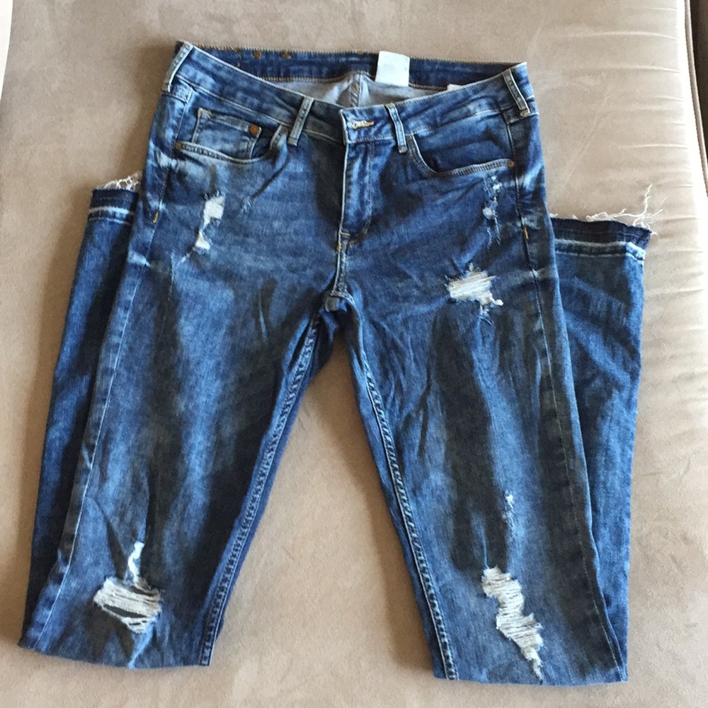 Distressed Skinny Jeans